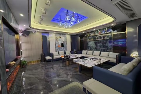 海口KTV夜总会招聘模特,赚是自然而然的事情