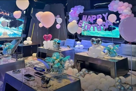 海口江南汇KTV招聘礼仪模特,持续拼搏实现职场伟大梦想